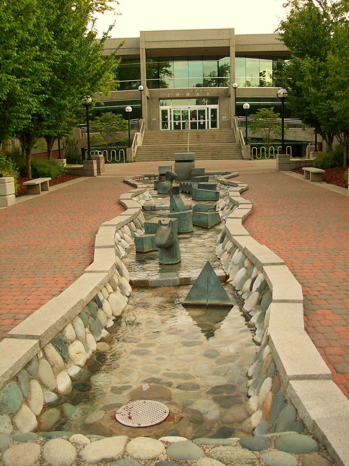 Eastern Washington University - Building