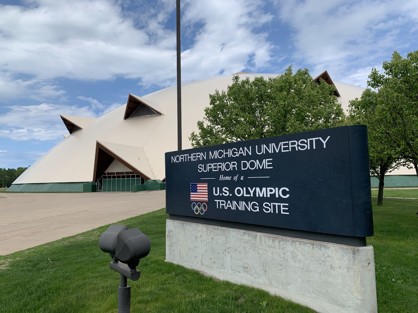 Northern Michigan University - Building