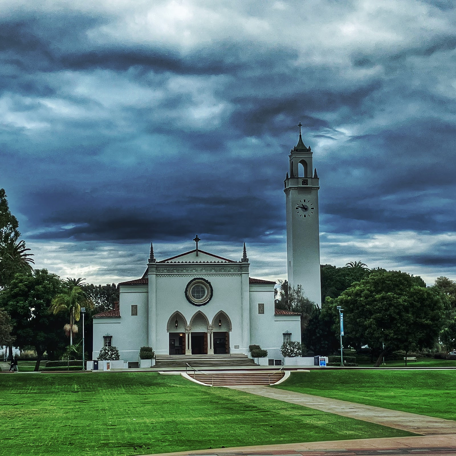 Loyola Marymount University - Campus