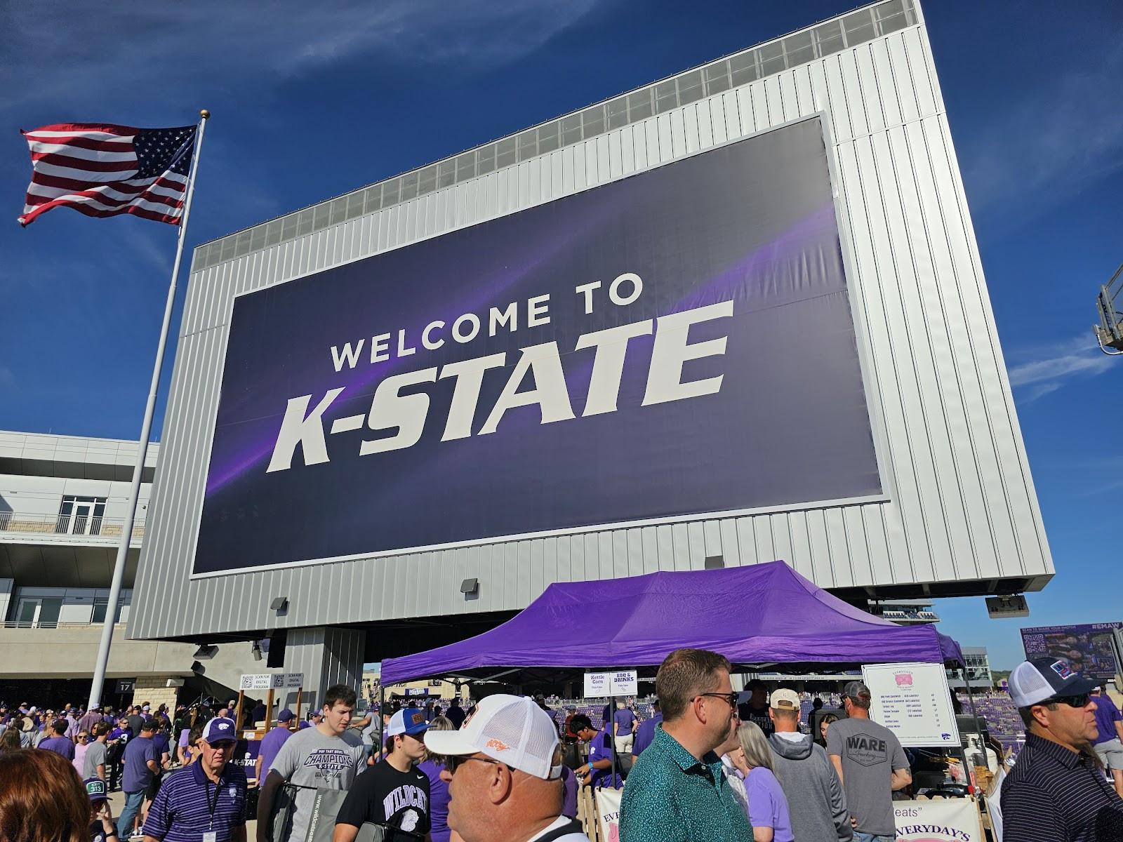 Bill Snyder Family Stadium - Building