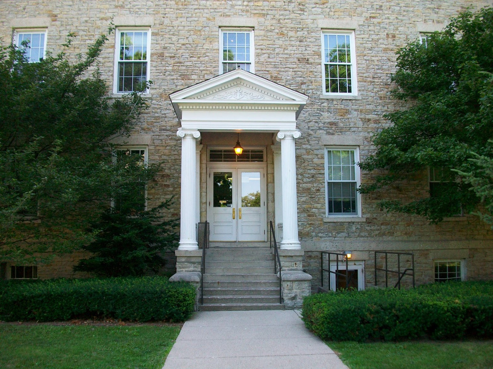 Lawrence University - Building