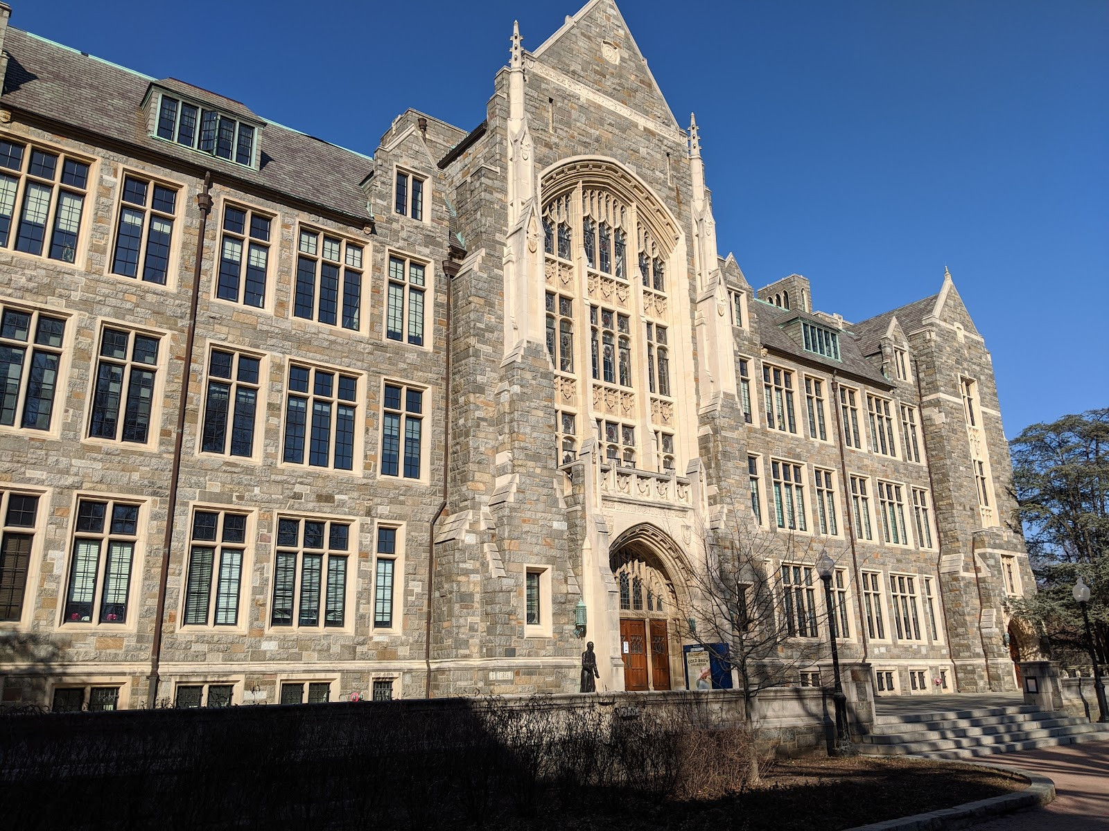 Georgetown University - Building