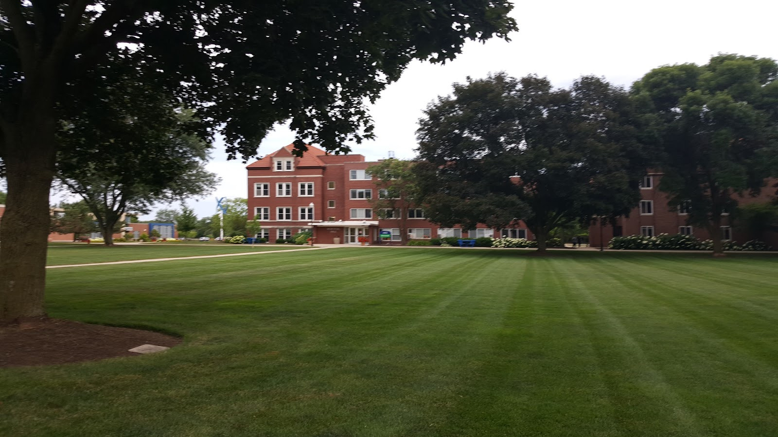 Aurora University - Building