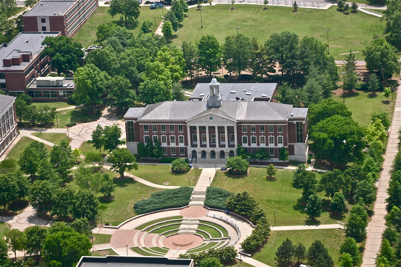 Tennessee State University - Building