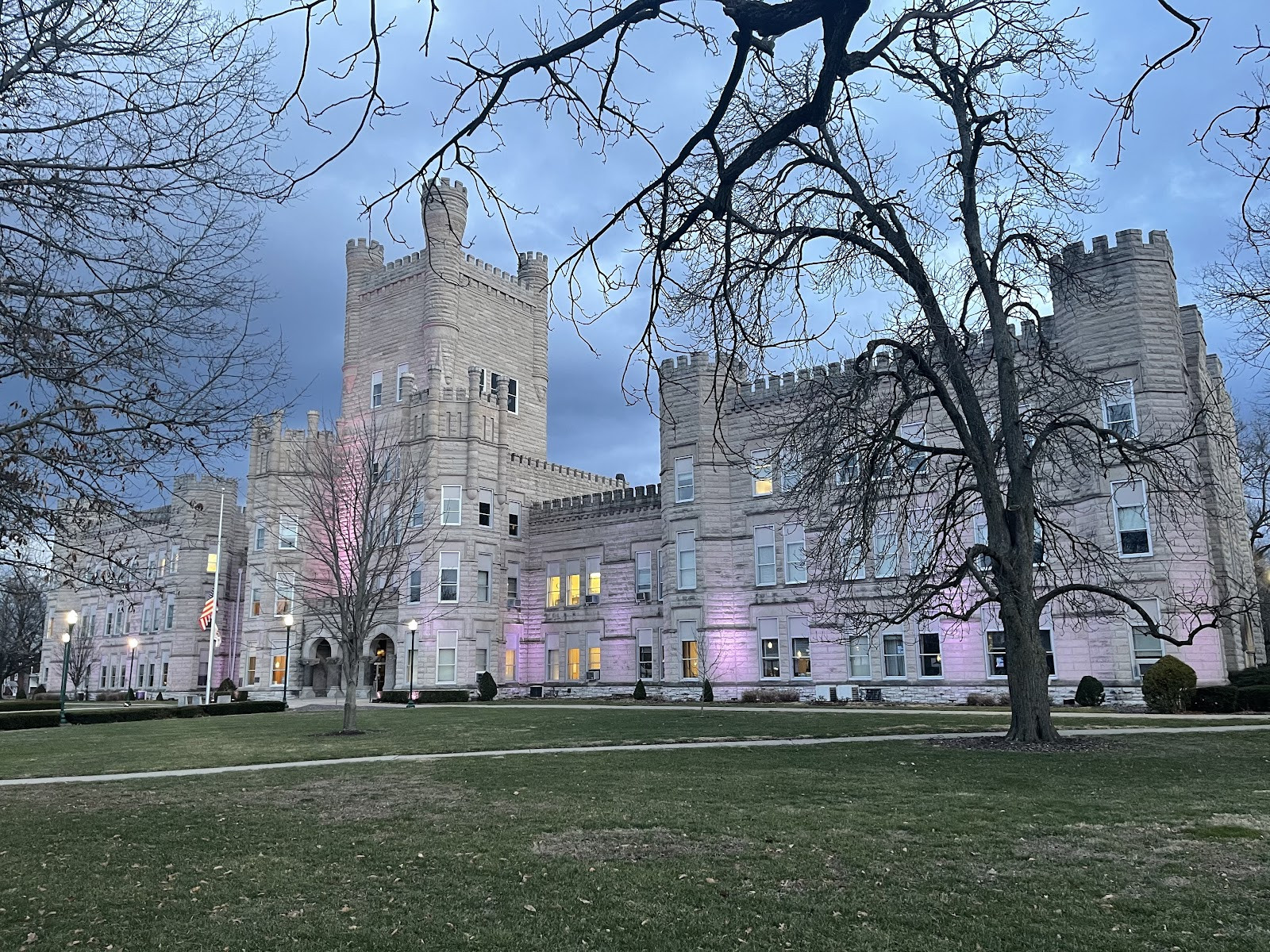 Eastern Illinois University - Campus