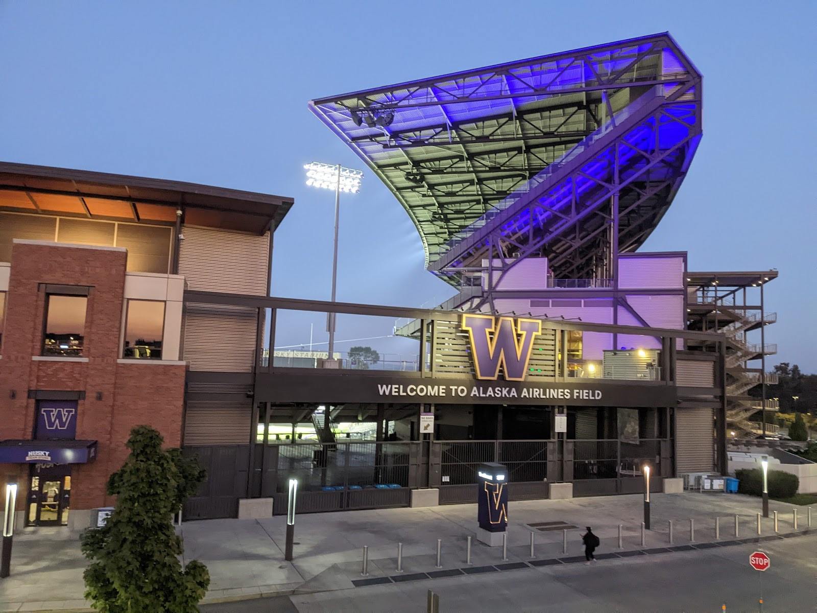 Husky Stadium - Campus