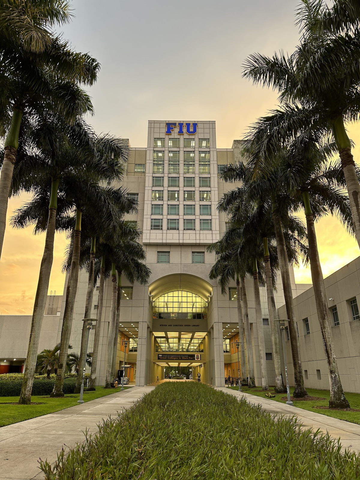 Florida International University - Campus