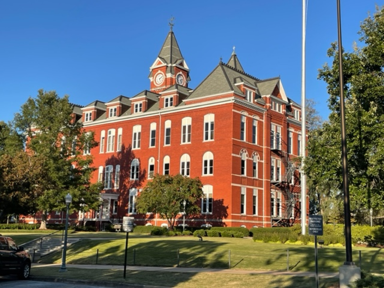 Auburn University - Building