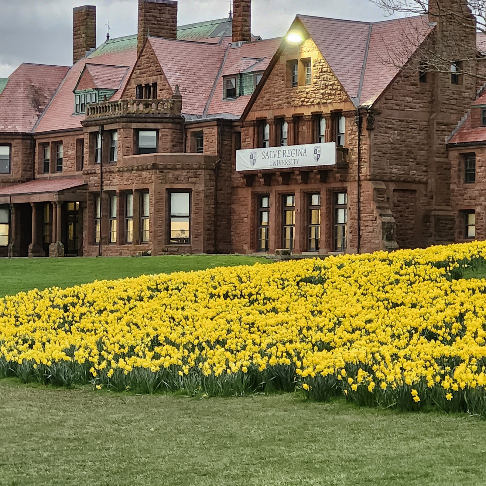 Salve Regina University - Campus